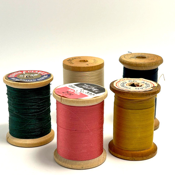 Vintage Thread On Wooden Spools Lot Of 30 - Picture 10 of 12